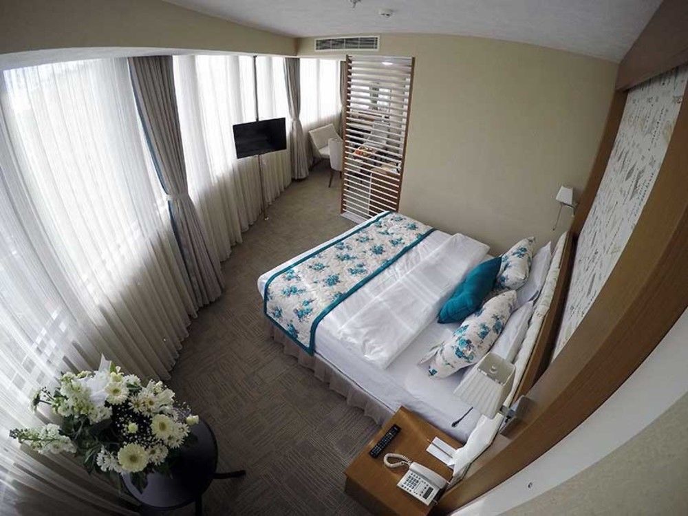 Yol Is Holiday Adana Exterior foto